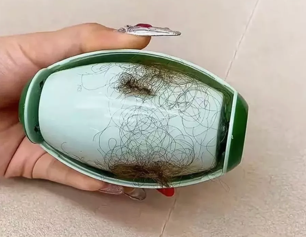Reusable gel lint roller