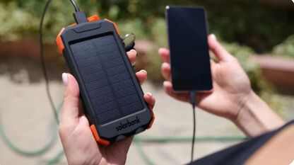 Solar Powerbank with dual charging (USB and solar cell)