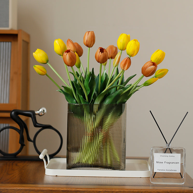 Lifelike tulips – premium artificial tulips with a lifelike feel