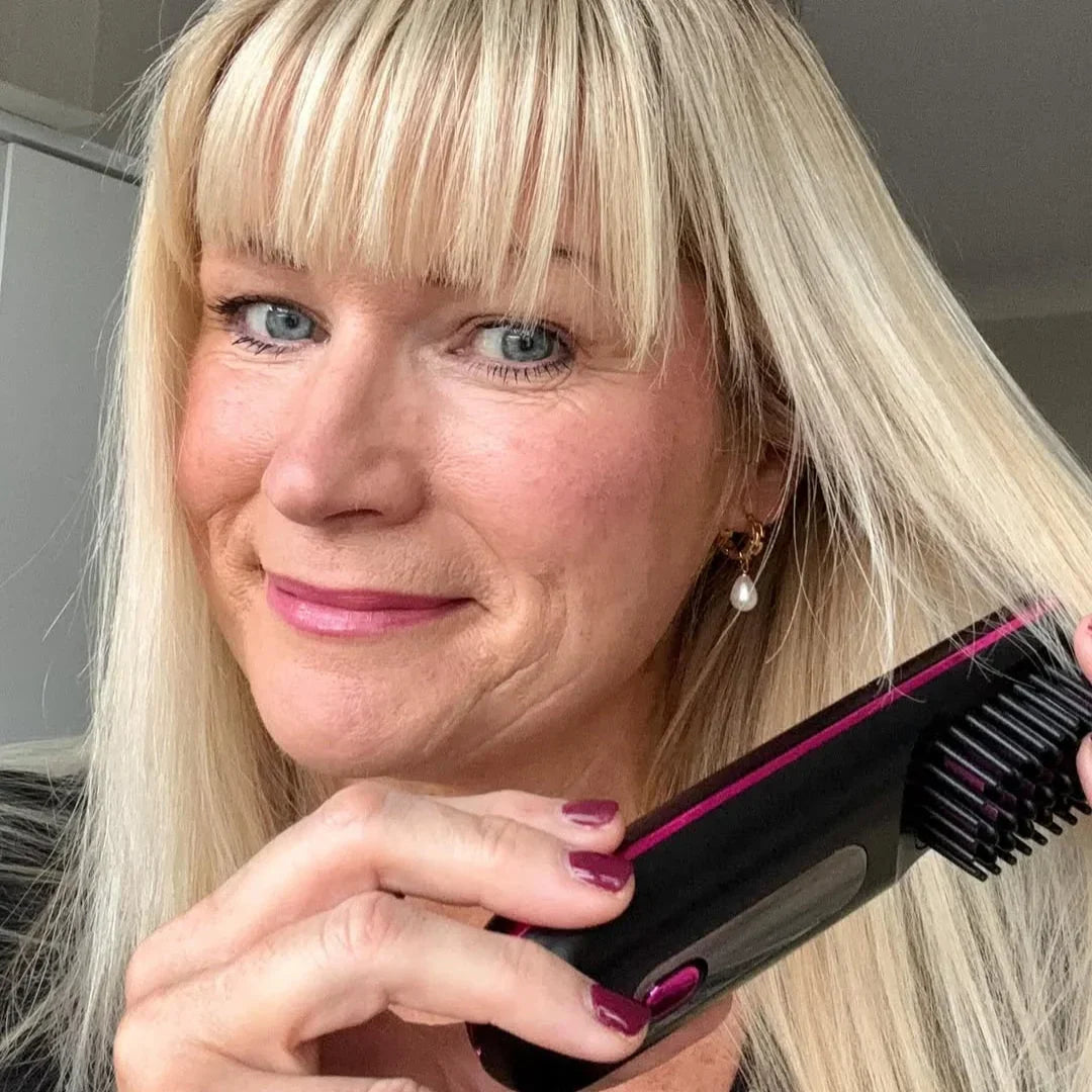 Portable Heat Brush - Smooth, styled hair in minutes