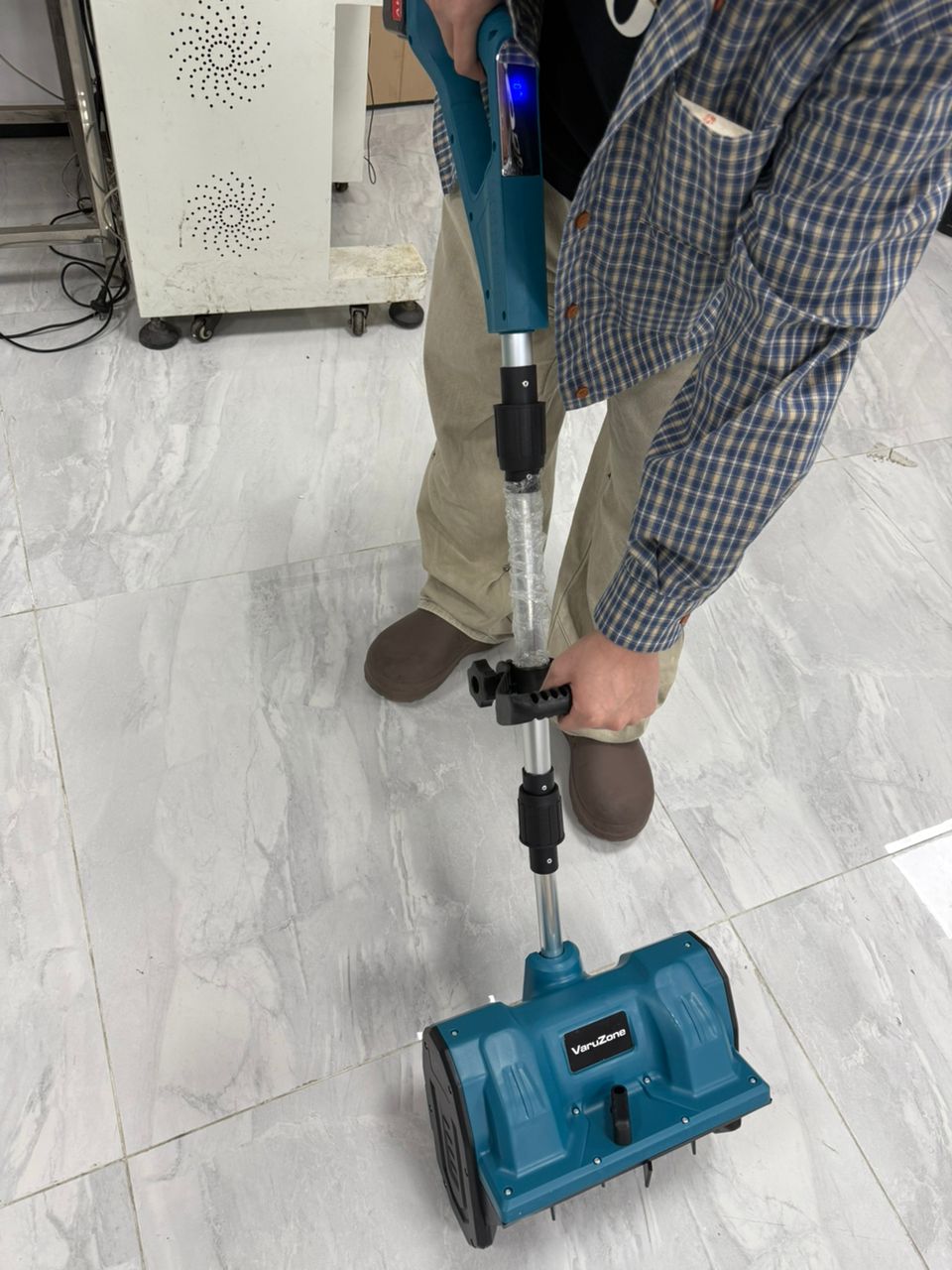 Battery Powered Electric Snow Shovel