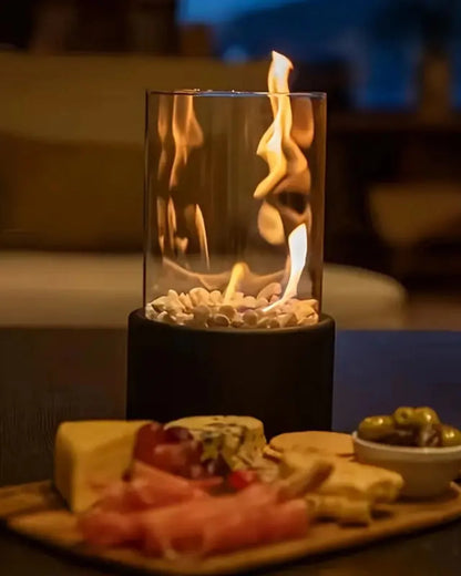 EternaFlame bordskamin med levande låga vid servering