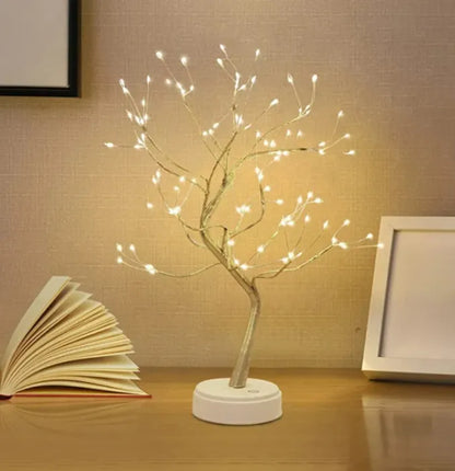 The light tree – Christmas lighting with a warm white glow